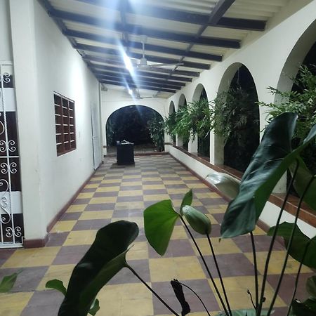 Finca Campuzano Guest House Turbaco Bagian luar foto