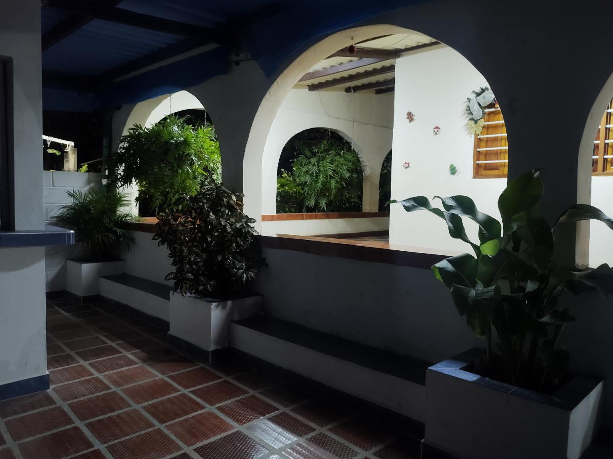 Finca Campuzano Guest House Turbaco Bagian luar foto